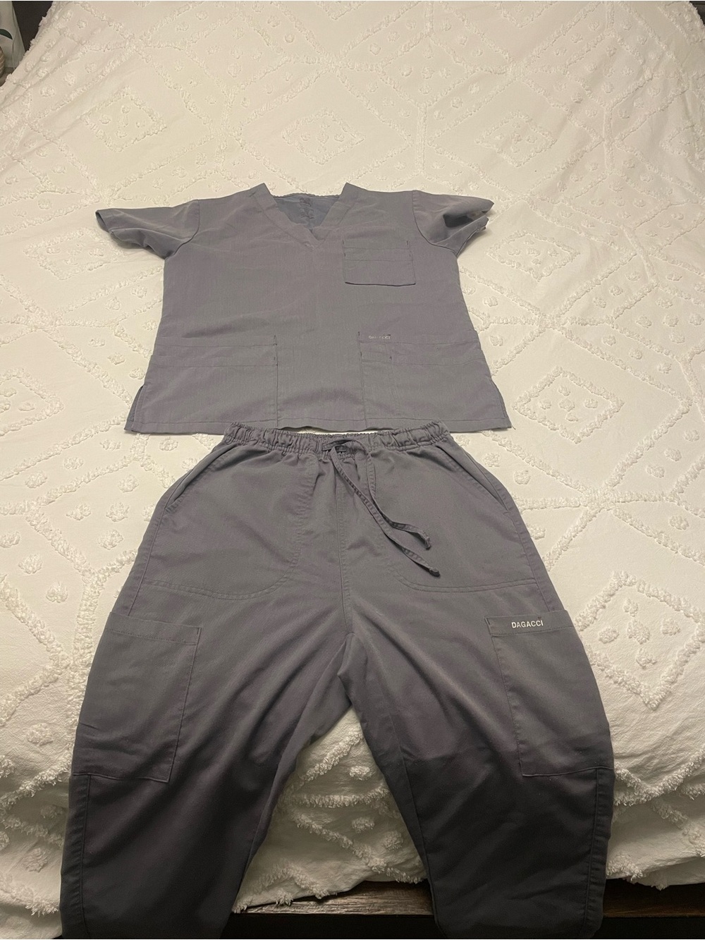 DAGACCI scrub set